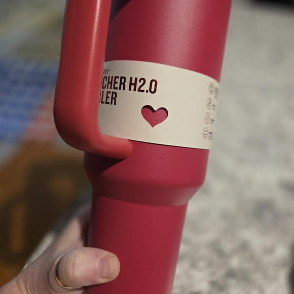 New In Box Stanley Crimson Tumbler with Straw 40 Oz Rich Red. - Picture 8 of 8